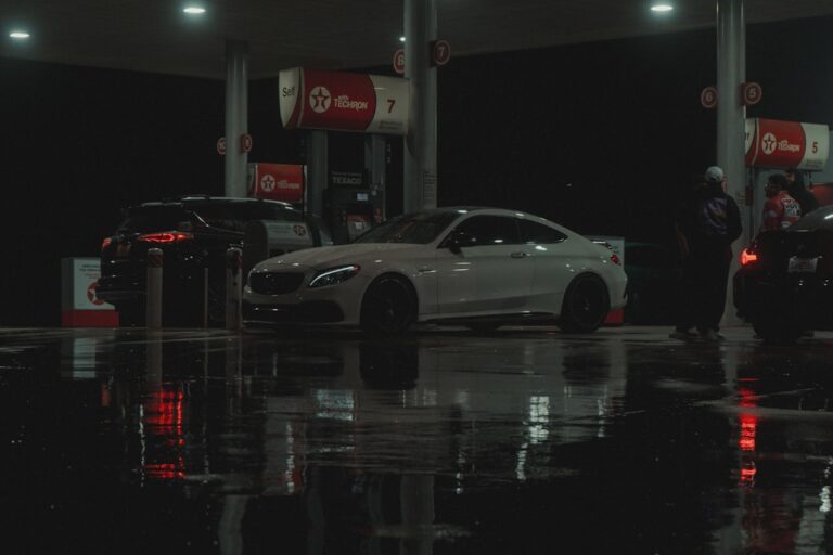 The Benefits of Choosing Professional Detailing Over DIY Methods Explained